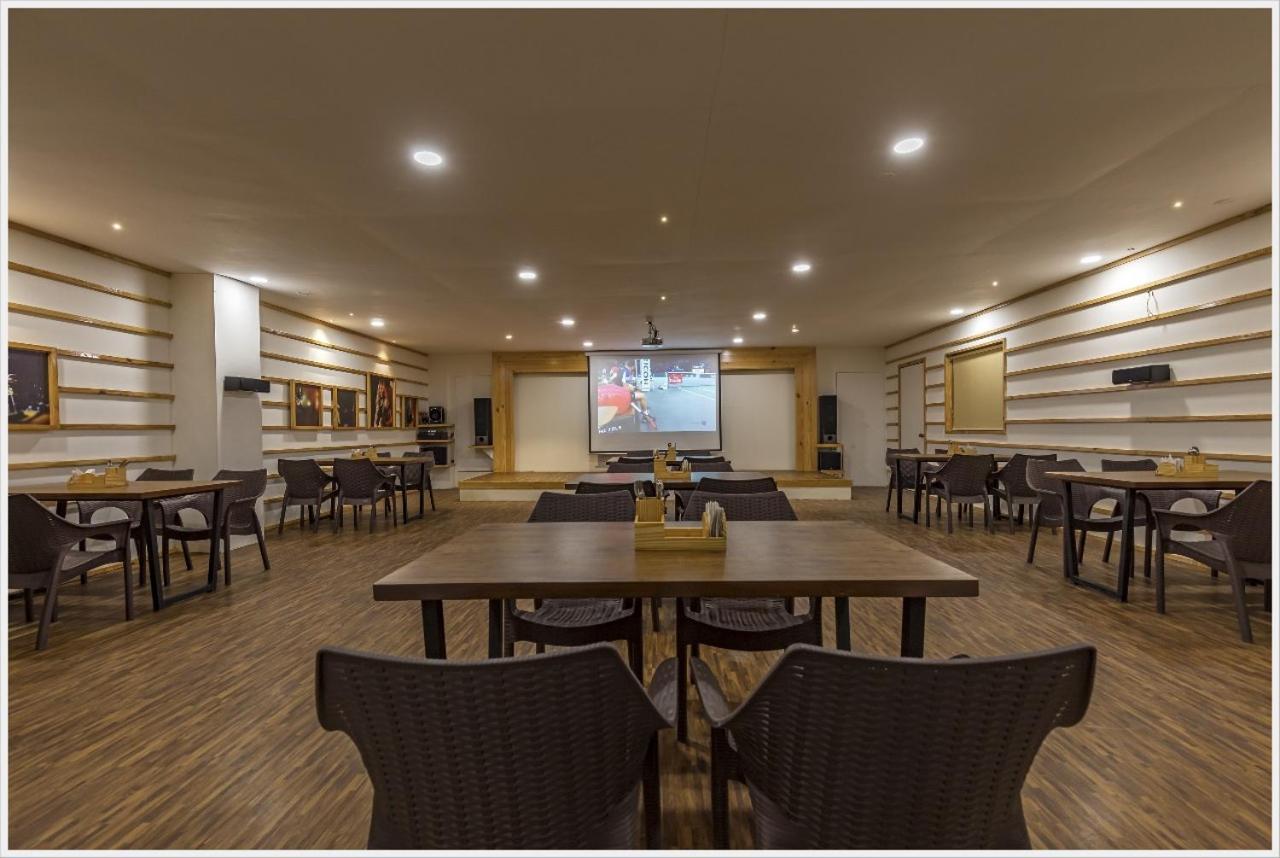 סטרה Hotel Green Field מראה חיצוני תמונה