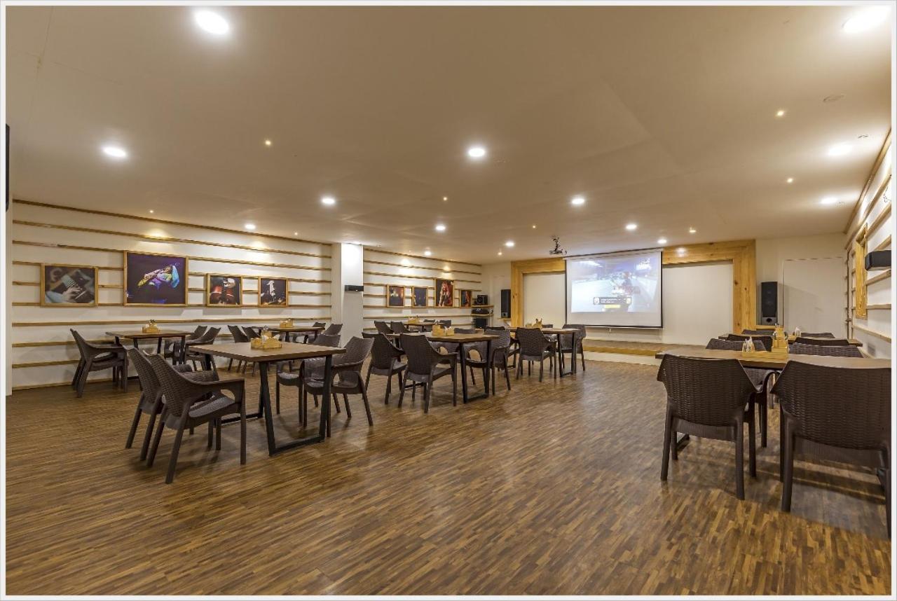 סטרה Hotel Green Field מראה חיצוני תמונה